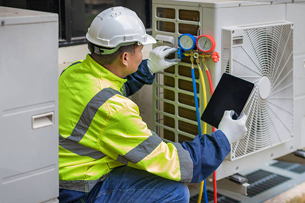 Professional Hvac technician working in Melbourne, FL